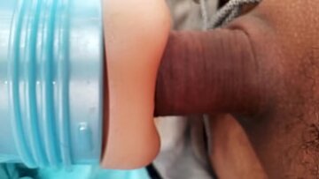 Sesiunea Fleshlight amatori netăcinați: cumshot fierbinte
