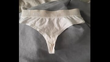 FETISH HANDJOB THONG’S THONG