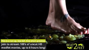 Raven Rogue’s Dirty Feet Wet and Sticky Foot Fatish Fantasy pe Beat2Feet